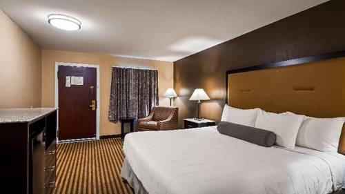 BEST WESTERN PLUS The Four Corners Inn