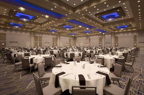 Embassy Suites by Hilton Kansas City Olathe