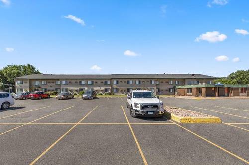 Days Inn by Wyndham Winona
