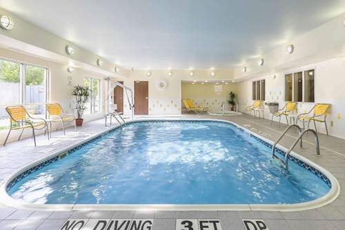 Fairfield Inn & Suites Holland