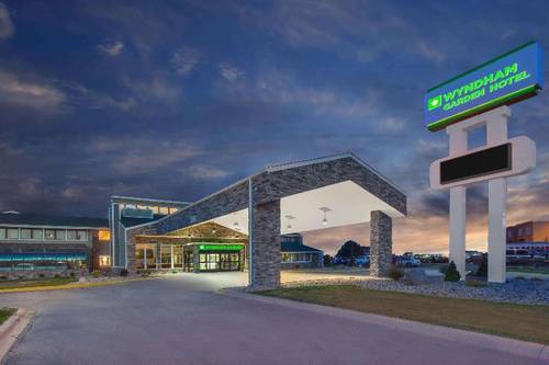 Wyndham Garden Fort Wayne