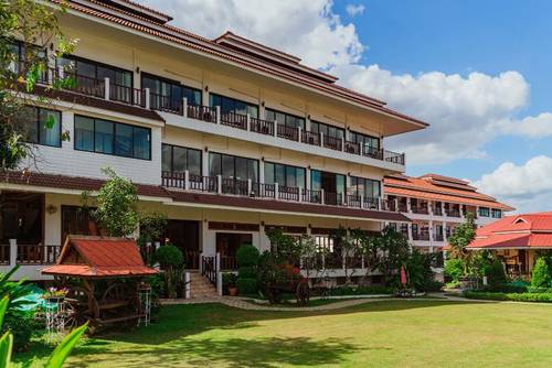Chiangkhan River Mountain Resort