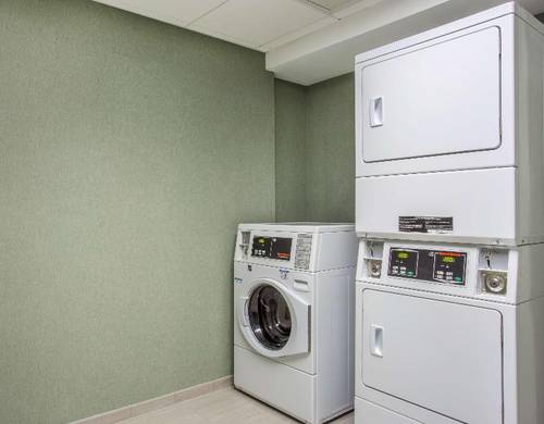 Hampton Inn & Suites Yonkers - Westchester