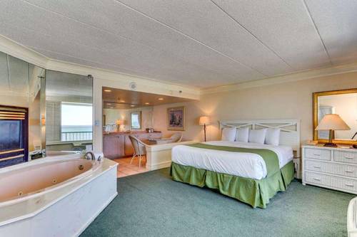 Baymont by Wyndham Virginia Beach Oceanfront