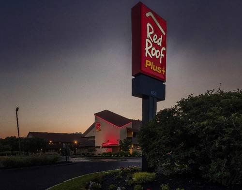 Red Roof PLUS+ Boston - Framingham