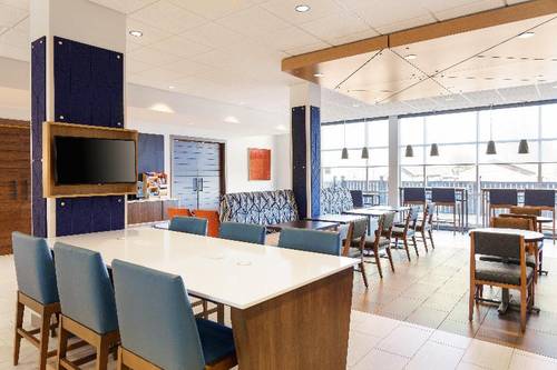 Holiday Inn Express & Suites Phoenix - Midtown