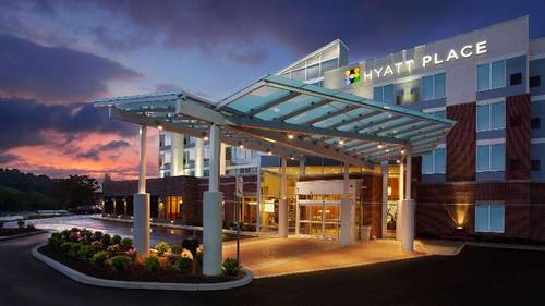 Hyatt Place at The Hollywood Casino/Pittsburgh–Sou
