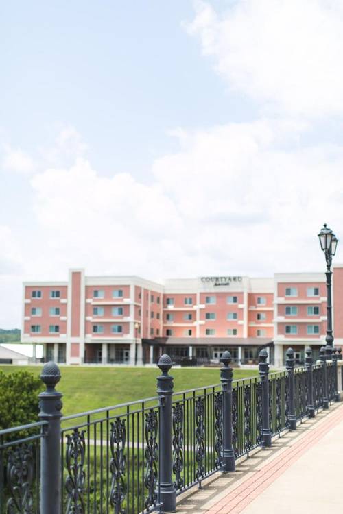 Courtyard by Marriott Rome Riverwalk