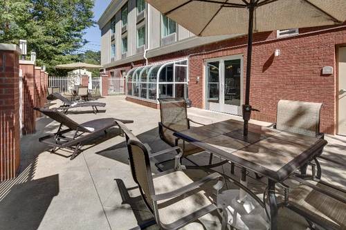 Holiday Inn Express & Suites Emporia