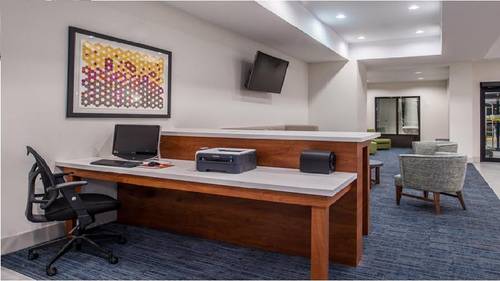 Holiday Inn Express and Suites La Place