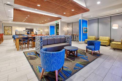Holiday Inn Express and Suites Va Beach Oceanfront