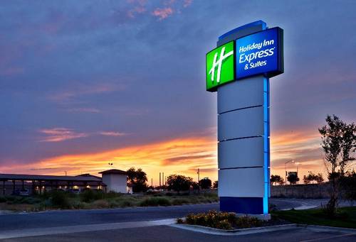 Holiday Inn Express & Suites Ontario
