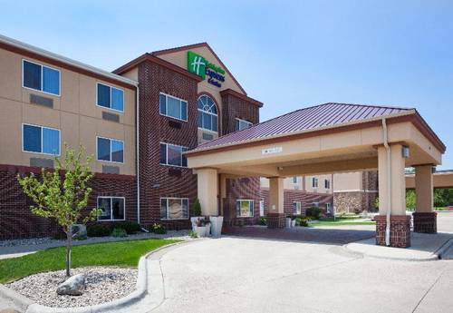 Holiday Inn Express and Suites Aberdeen