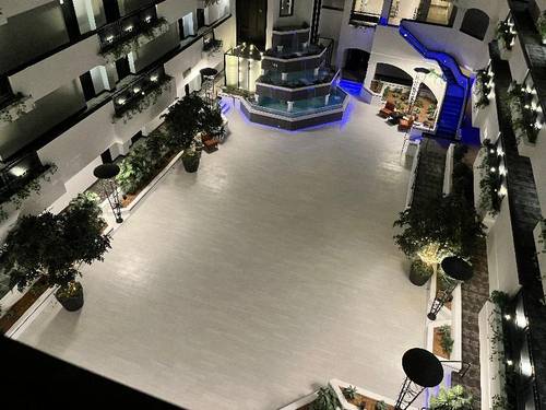Holiday Inn & Suites Springfield - I-44
