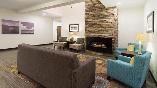 Holiday Inn Express and Suites Wyomissing