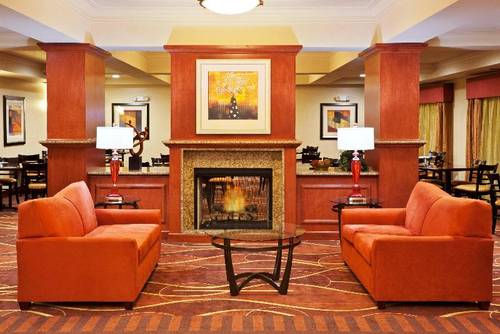 Holiday Inn Express and Suites Chehalis Centralia