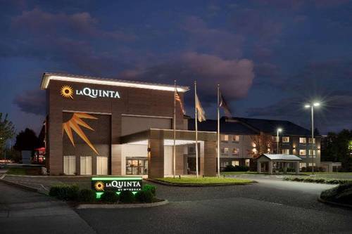 La Quinta Inn Suites By Wyndham Springfield