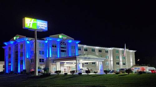 Holiday Inn Express and Suites Somerset Central