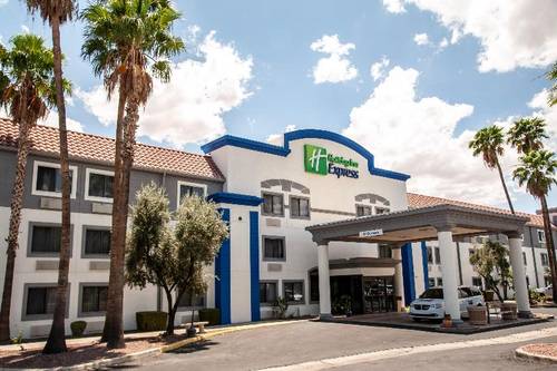 Holiday Inn Express Tucson Airport