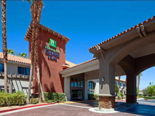 Holiday Inn Express & Suites Rancho Mirage Palm