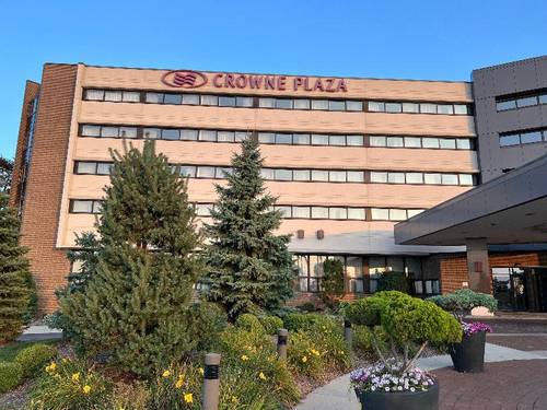 Crowne Plaza Lansing West
