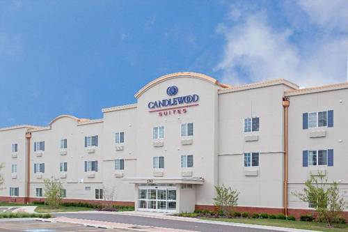 Candlewood Suites Elgin NW Chicago