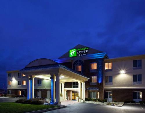 Holiday Inn Express and Suites Cincinnati Blue Ash