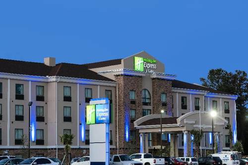 Holiday Inn Express and Suites Houston Intercontin