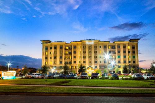 Staybridge Suites Orlando at SeaWorld, an IHG hote