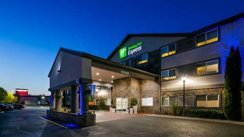 Holiday Inn Express & Suites Everett