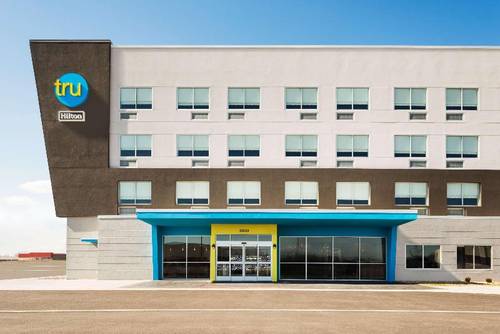 Tru by Hilton Cedar Rapids, IA
