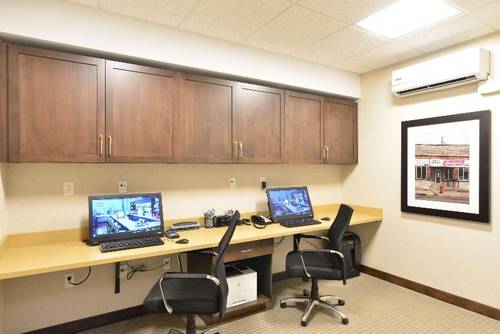 Hampton Inn & Suites Menomonie, WI