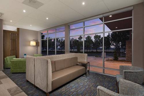 Holiday Inn Exp & Sts Portland Airport -Cascade St