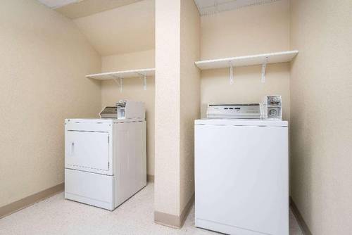 AmericInn by Wyndham Fort Dodge
