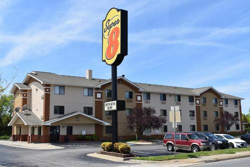 Super 8 by Wyndham Newport News
