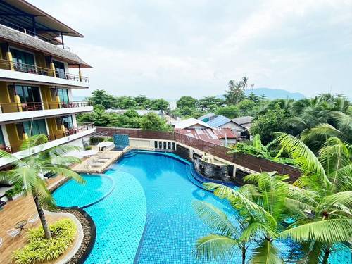 Aqua Resort SHA by ZUZU