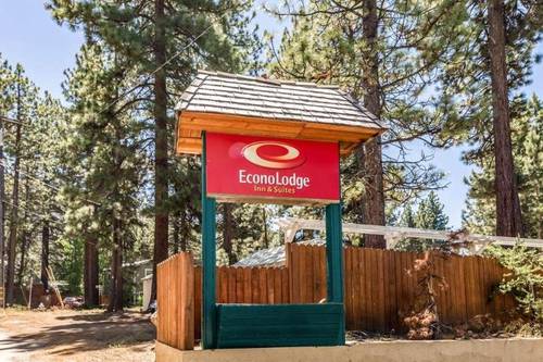 Econo Lodge Inn & Suites Heavenly Village Area