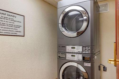 Quality Inn & Suites Raleigh Durham Airport