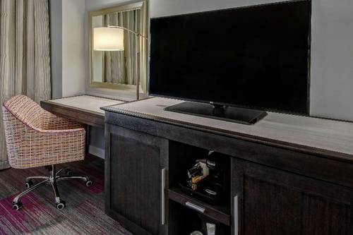 Hotel Continental Miami Beach, Tapestry Collection