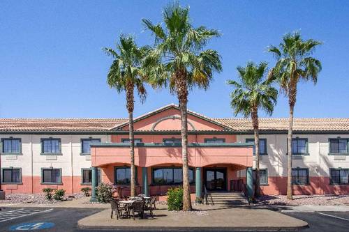 Baymont By Wyndham Phoenix I-10 Near 51st Ave