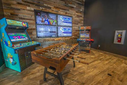 Holiday Inn & Suites Nashville Downtown - Broadway