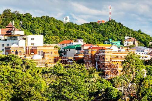 The Rizin Hotel & Residences