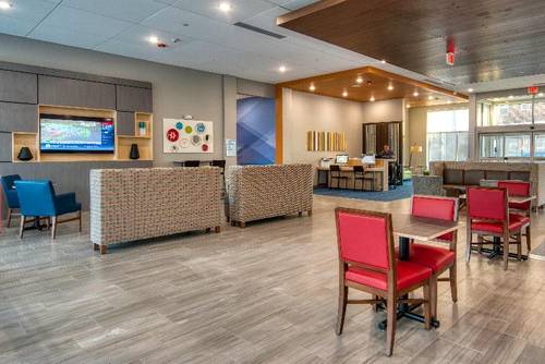 Holiday Inn Express & Sts Omaha Downtown - Airport