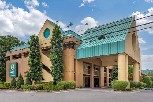 Quality Inn Near the Island Pigeon Forge