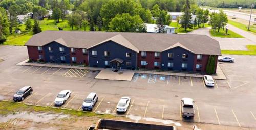 Hibbing Inn and Suites