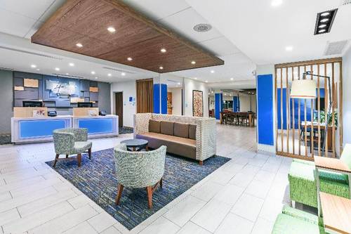 Holiday Inn Express And Suites Junction