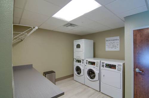Holiday Inn Express & Suites Mobile-University Are