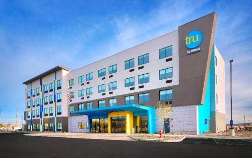 Tru by Hilton St. George