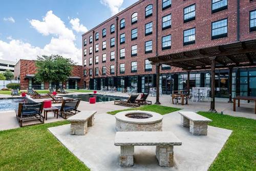 NYLO Las Colinas Tapestry Collection by Hilton
