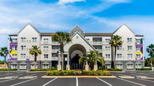 Spark by Hilton Panama City Beach